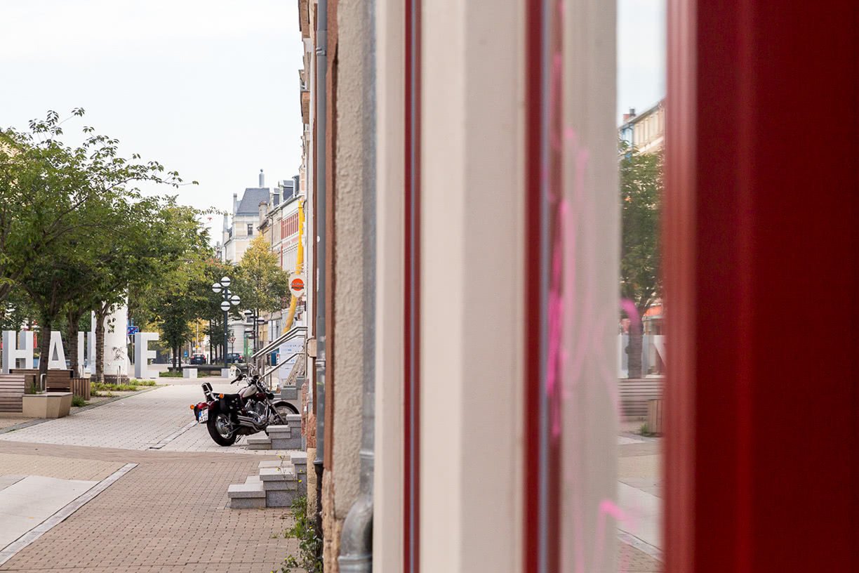 Brühl 42 Laden 1 Außen 01